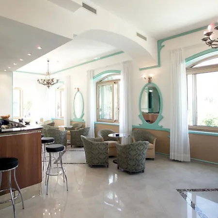 Hotel Paradiso