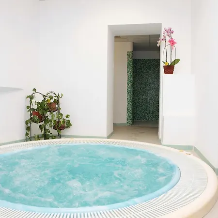 Hotel Paradiso