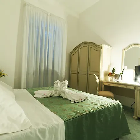 Hotel Paradiso 4*