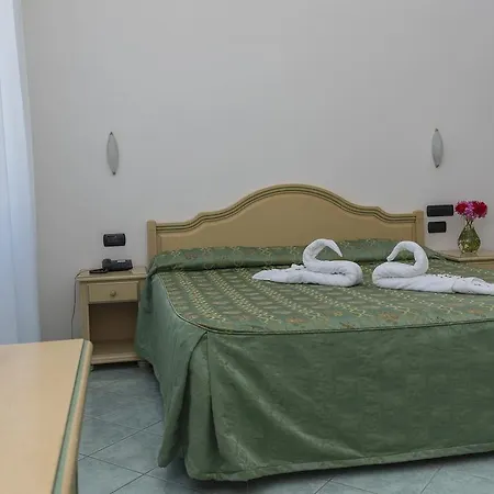 Hotel Paradiso